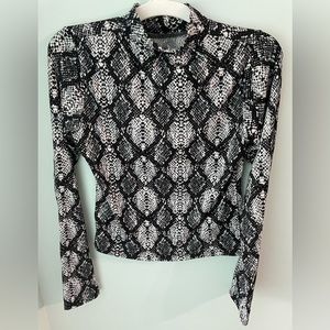 Women’s tight long sleeve Turtleneck